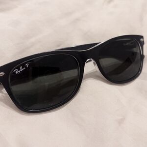 Ray ban wayfarer polarized sunglasses